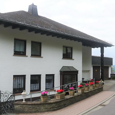 Vulkaneifel-Ferienwohnungen Am Felsenpfad Gerolstein Exterior photo